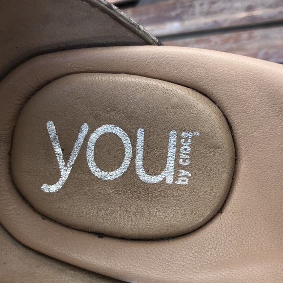 You by Crocs strappy heeled sandals in faux snakeskin - Picture 8 of 9